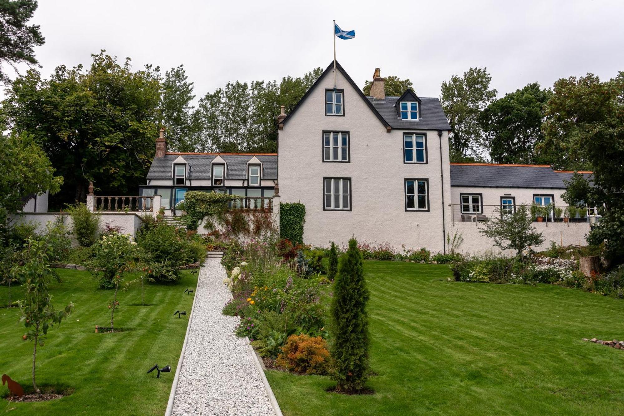 The Albannach Hotel Lochinver Exterior photo